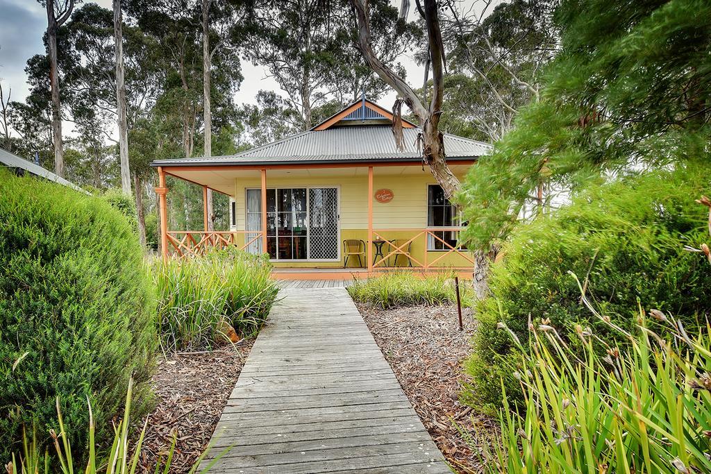 Waverley House Cottages Lakes Entrance Exterior foto